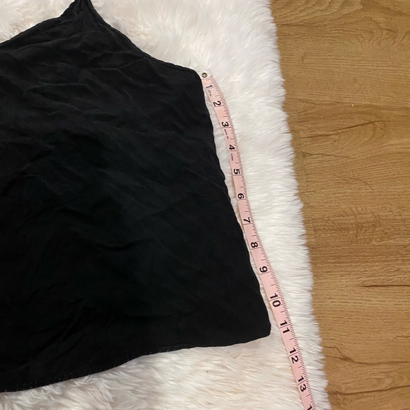 Sleek Black Camisole Top - Picture 6 of 13